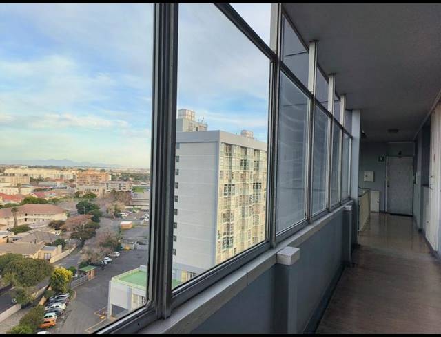 2 BEDROOM APARTMENT FOR SALE IN GOODWOOD CENTRAL